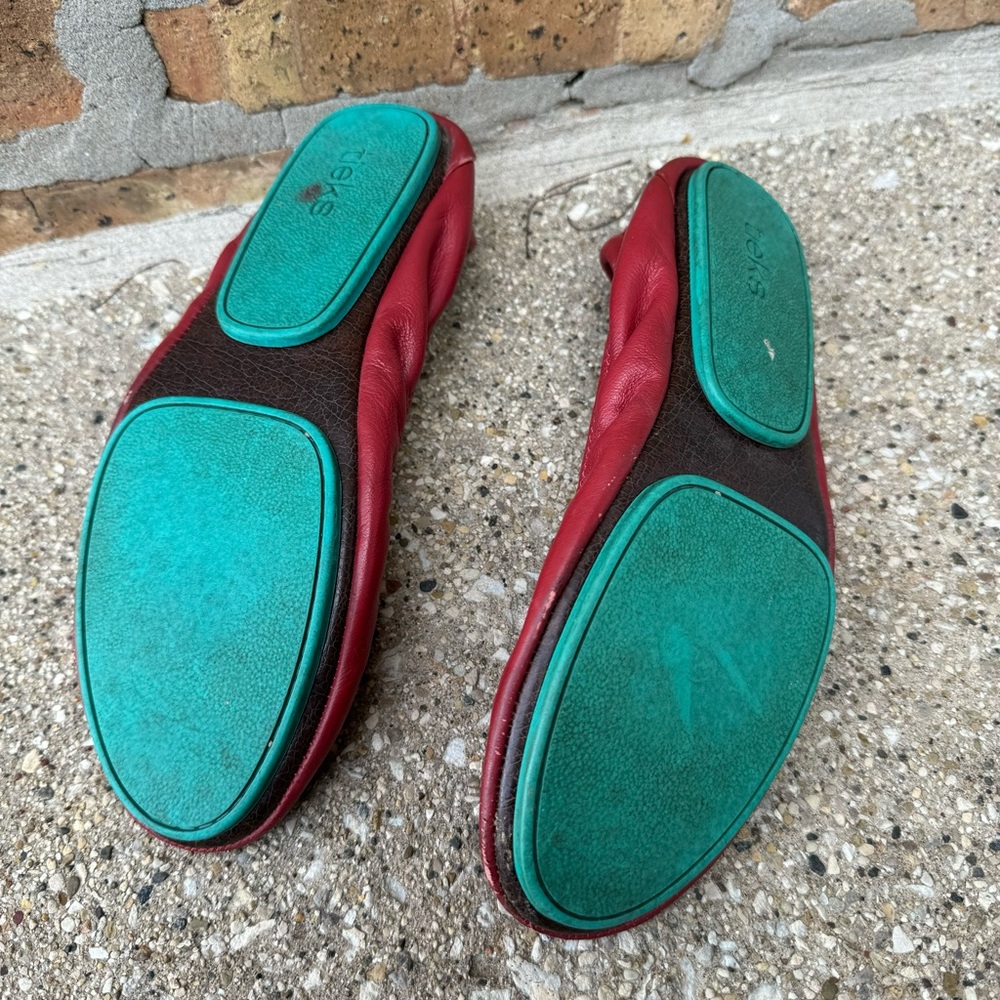 Tieks Classic Ballet Flats Cardinal Sz 7 - Picture 2 of 9